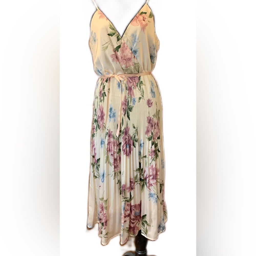 Love & Piece Small Ivory Satin Dress